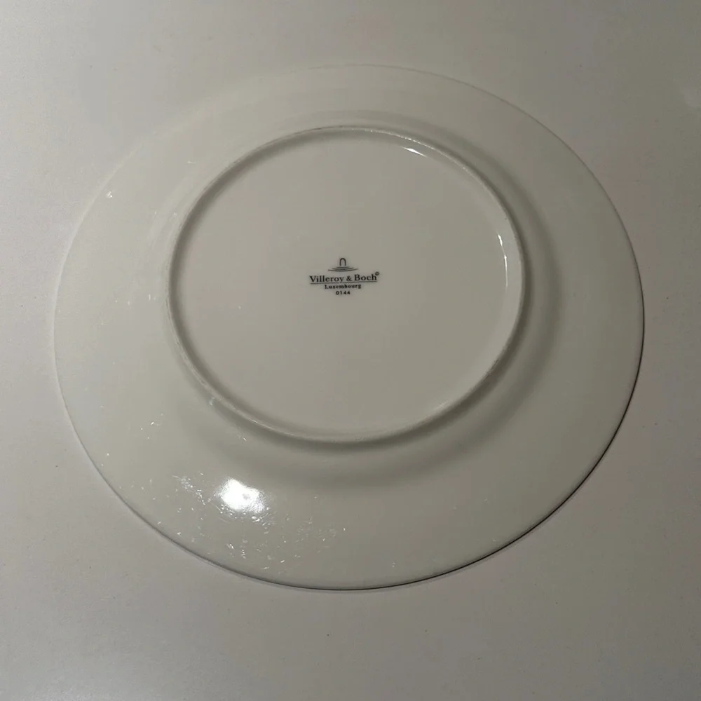 Villeroy & Boch Fine China Tipo Green Corn Dot 1 Single 8.25" Salad Plates AS IS - Picture 2 of 3